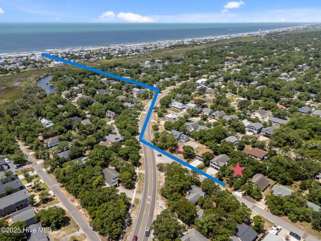105 NE 22nd Street, Oak Island, NC 28465