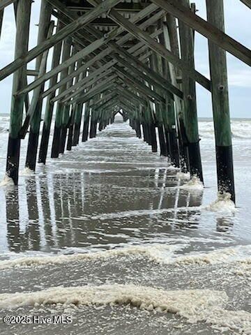 105 NE 22nd Street, Oak Island, NC 28465