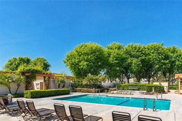 141 Oxford, Irvine, CA 92612