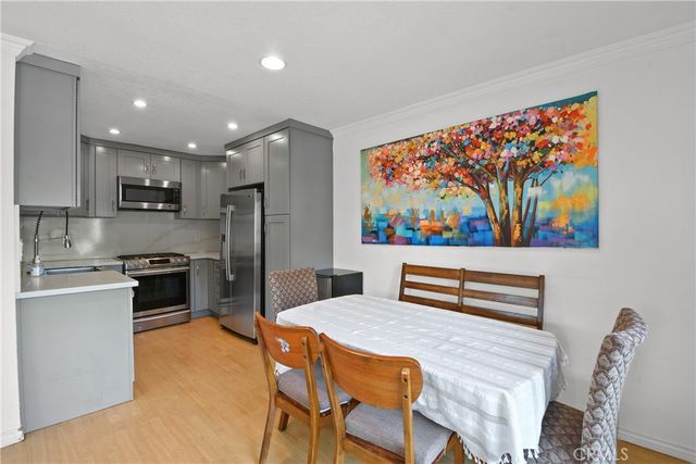 141 Oxford, Irvine, CA 92612