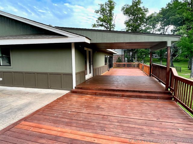 6800 Magnolia Drive, Kingston, OK 73439