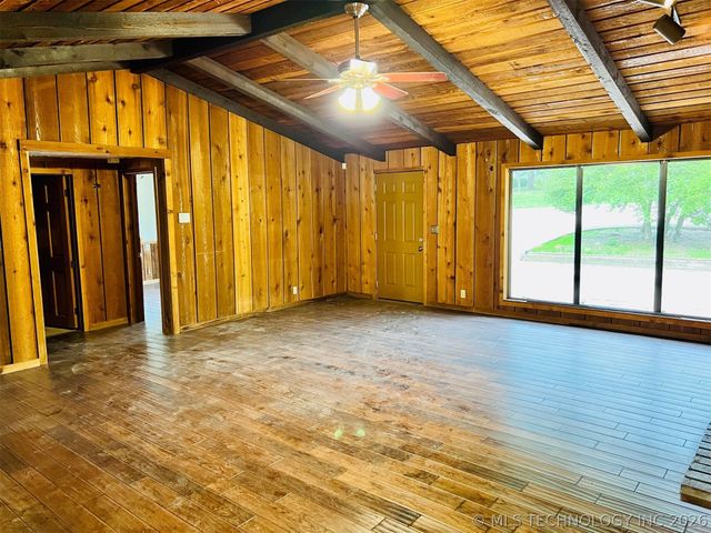 6800 Magnolia Drive, Kingston, OK 73439