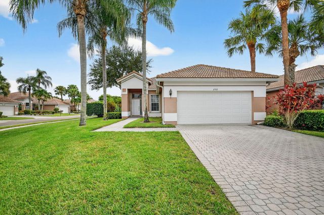6900 Cairnwell Drive, Boynton Beach, FL 33472