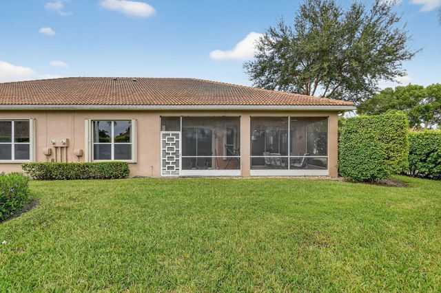 6900 Cairnwell Drive, Boynton Beach, FL 33472