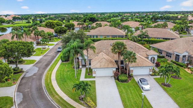 6900 Cairnwell Drive, Boynton Beach, FL 33472