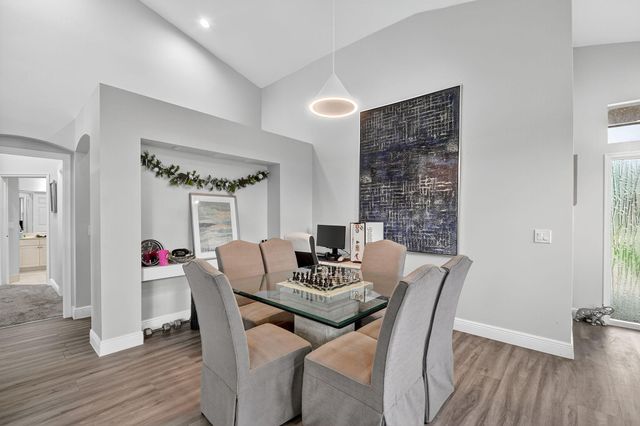 6900 Cairnwell Drive, Boynton Beach, FL 33472