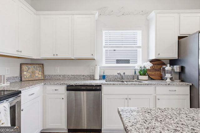 93 Royal Oak Drive NE, Rome, GA 30165