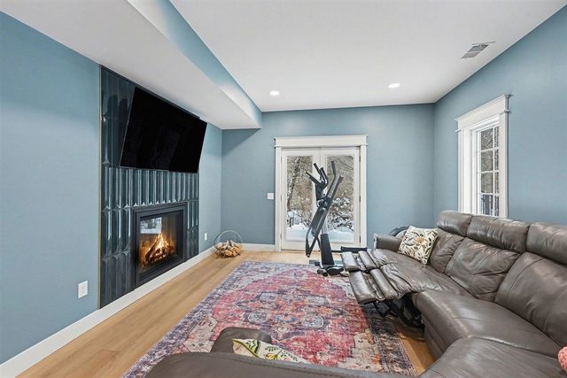 7843 Harvest Hill Lane, Kalamazoo, MI 49009