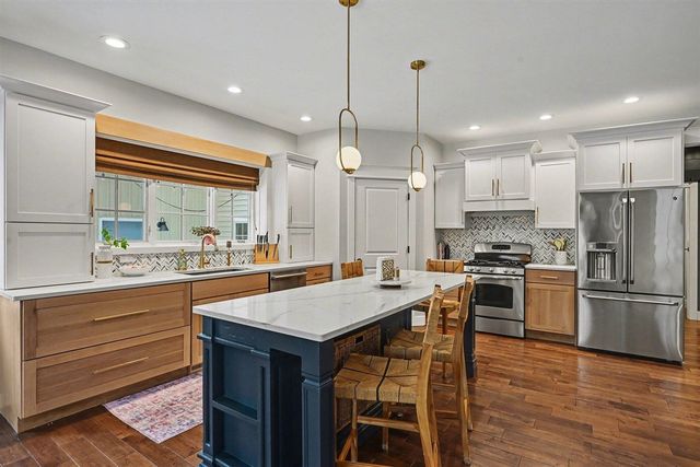 7843 Harvest Hill Lane, Kalamazoo, MI 49009