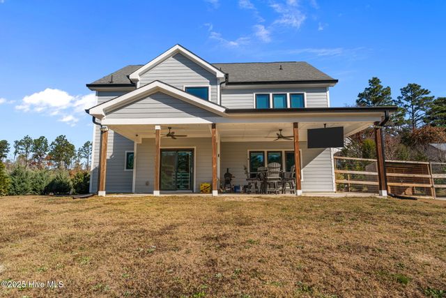 276 Rossborn Lane, Carthage, NC 28327