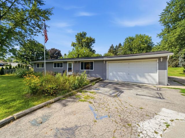 3715 Claremont Road, Johnsburg, IL 60051