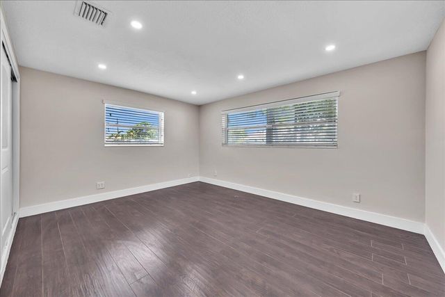 611 N Highland Drive, Hollywood, FL 33021