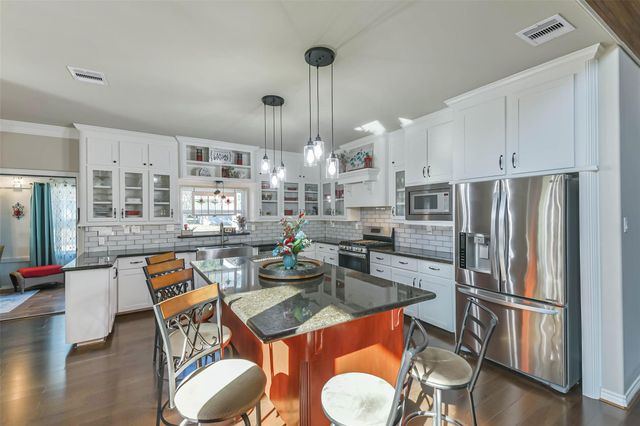 25500 W Fm-1097, Montgomery, TX 77356