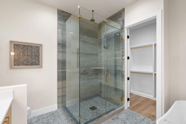 1910 Crooked LN, Austin, TX 78741