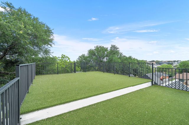 1910 Crooked LN, Austin, TX 78741