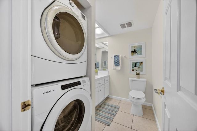 206 Touchstone Pl, West Sacramento, CA 95691