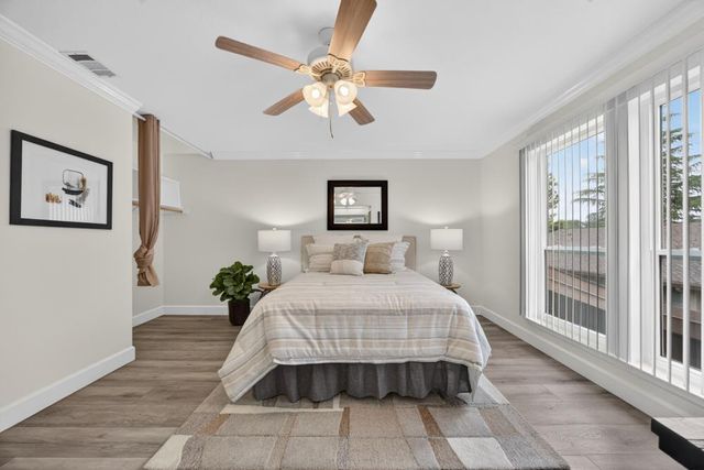 206 Touchstone Pl, West Sacramento, CA 95691