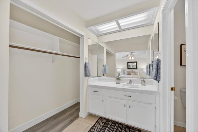 206 Touchstone Pl, West Sacramento, CA 95691