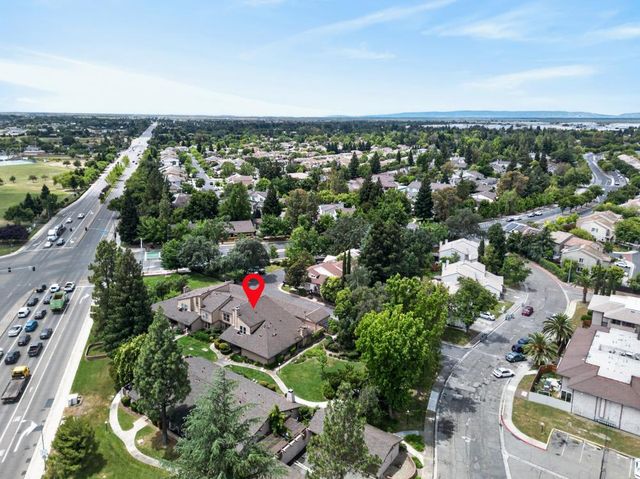 206 Touchstone Pl, West Sacramento, CA 95691