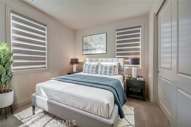 33 Manzanillo, Lake Forest (el Toro), CA 92630