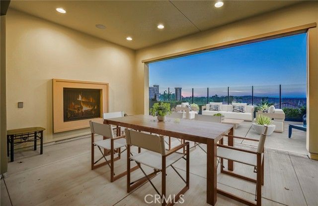 33 Manzanillo, Lake Forest (el Toro), CA 92630