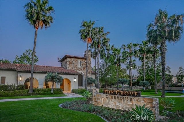 33 Manzanillo, Lake Forest (el Toro), CA 92630