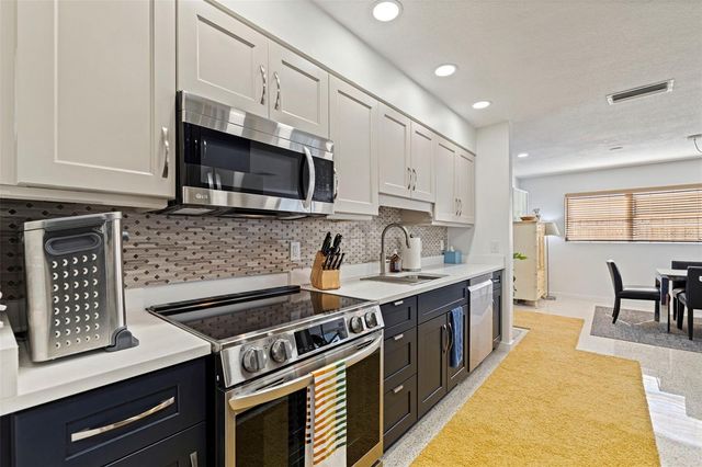 3038 58TH STREET S, Gulfport, FL 33707