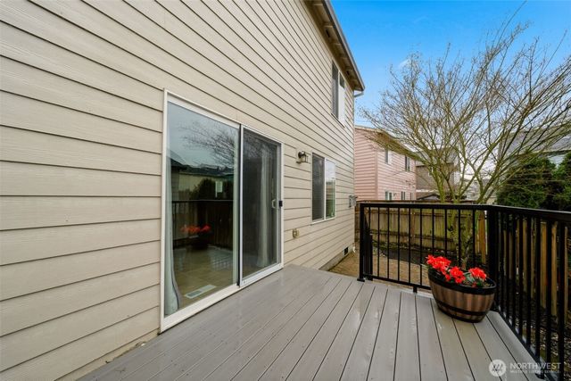 1205 NE 165TH Way, Ridgefield, WA 98642