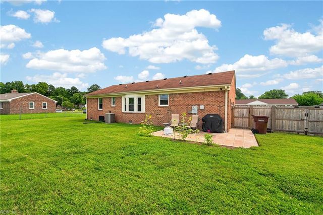 3204 Hancock DR, Chesapeake, VA 23323