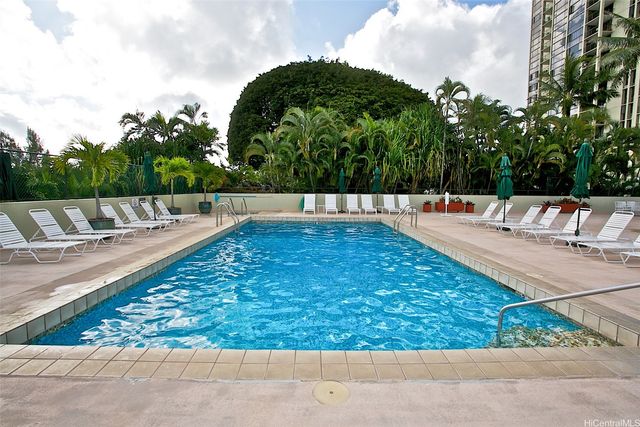 322 Aoloa Street 709, Kailua, HI 96734