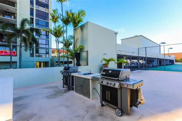 322 Aoloa Street 709, Kailua, HI 96734