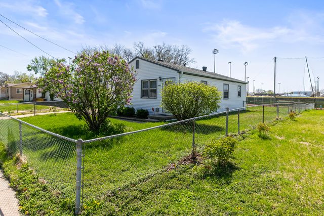 1923 AVENUE L, Council Bluffs, IA 51501