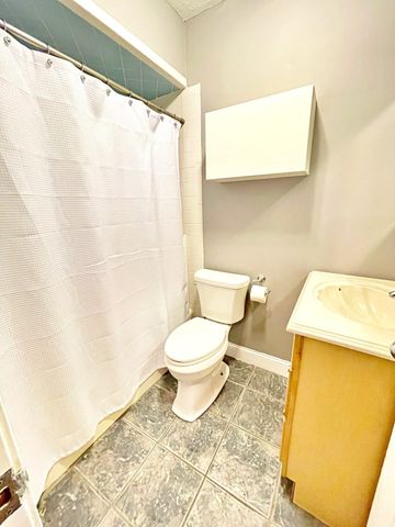 182 Cottage St 101, Boston, MA 02128