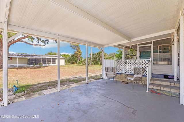 513 S Egret Circle, Barefoot Bay, FL 32976