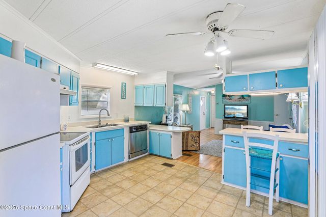 513 S Egret Circle, Barefoot Bay, FL 32976