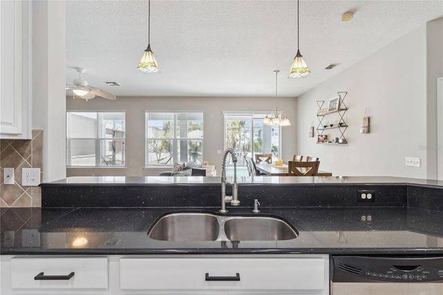 1404 LEXINGTON AVENUE, Davenport, FL 33837