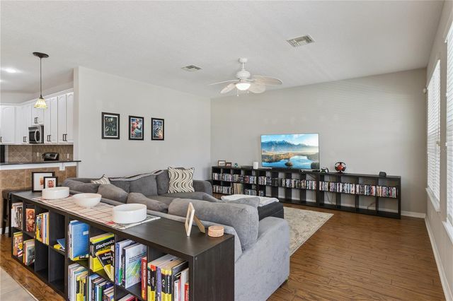 1404 LEXINGTON AVENUE, Davenport, FL 33837