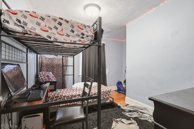 3288 Beechwood Avenue, Cleveland Heights, OH 44118