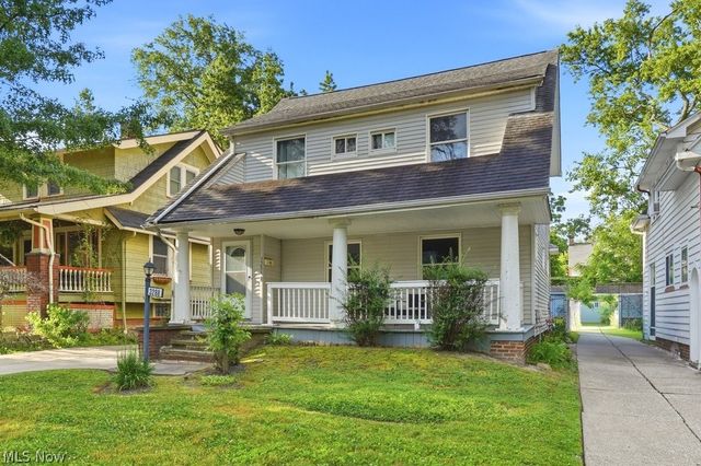 3288 Beechwood Avenue, Cleveland Heights, OH 44118