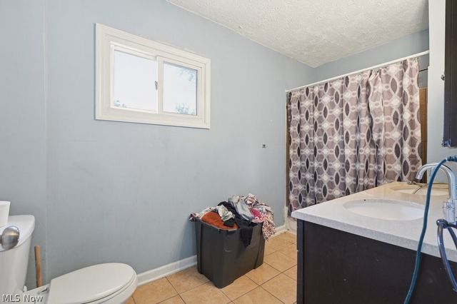 3288 Beechwood Avenue, Cleveland Heights, OH 44118
