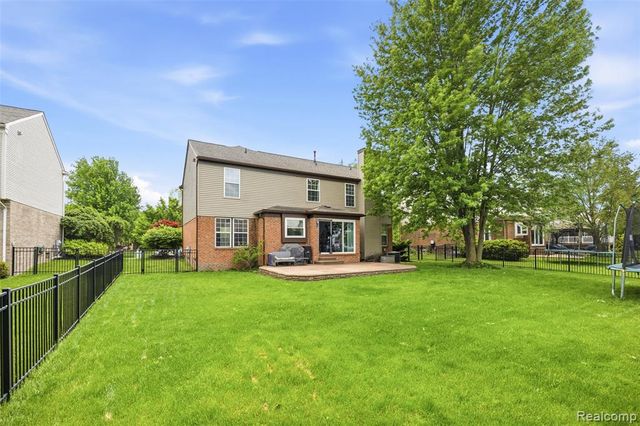 17895 Crystal River Drive, Macomb, MI 48042