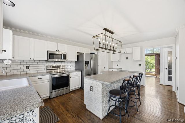 17895 Crystal River Drive, Macomb, MI 48042