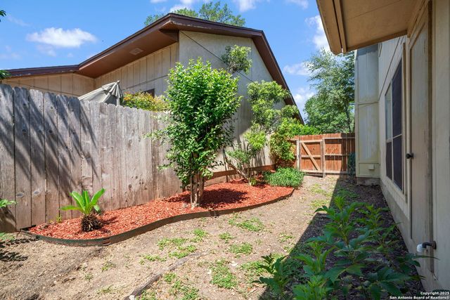12138 W Lemon Blossom, San Antonio, TX 78247