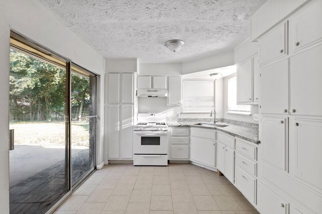 4319 Tiffany Drive, Houston, TX 77045