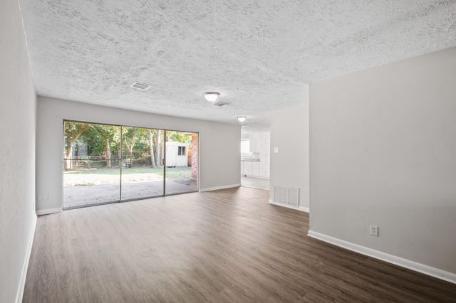 4319 Tiffany Drive, Houston, TX 77045