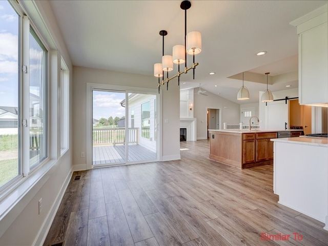 18013 Tanglewood Drive, Clive, IA 50325