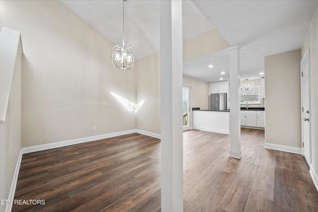 140 Tuhdegwa Way, Loudon, TN 37774