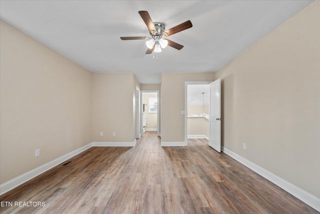 140 Tuhdegwa Way, Loudon, TN 37774