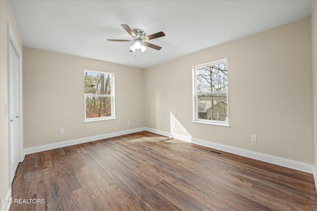 140 Tuhdegwa Way, Loudon, TN 37774