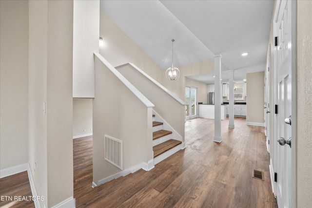 140 Tuhdegwa Way, Loudon, TN 37774